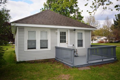 117 E North Street, Albion, MI, 49224 | Card Image