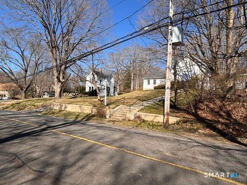 44 Portland Ave, Redding, CT, 06896-3113 | Card Image
