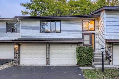5509 Hyland Courts Dr, Bloomington, MN, 55437-1929 | Card Image