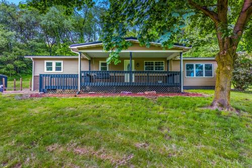 150 Morrow Dr, Shippingport, PA, 15077-1019 | Card Image