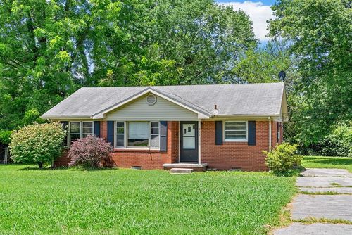 211 Navaho Trl, Hopkinsville, KY, 42240-1328 | Card Image