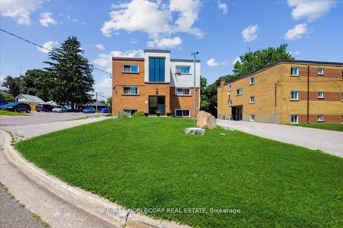 2-362 Elgin Crt, Oshawa, ON, L1J2P4 | Card Image