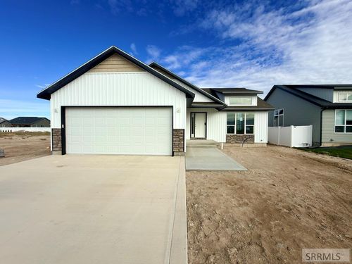 1082 Alpine Ave, Chubbuck, ID, 83202-1053 | Card Image