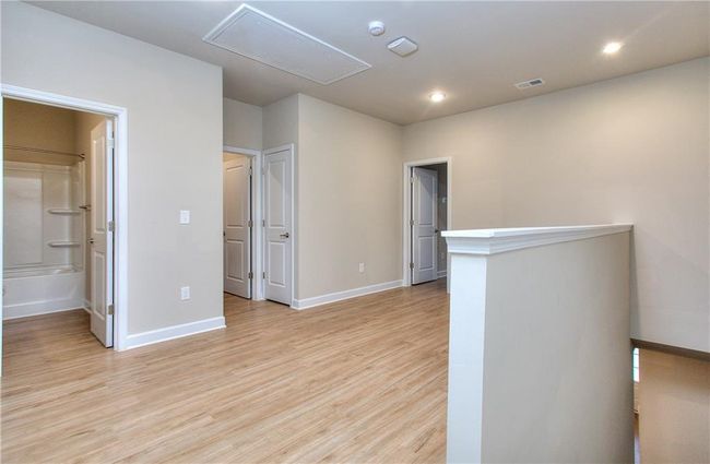 2562 Harbor View Ct, Townhouse with 3 bedrooms, 3 bathrooms and null parking in Gainesville GA | Image 33
