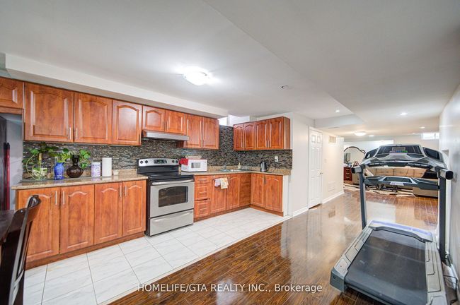 107 Geddington Cres, House other with 5 bedrooms, 5 bathrooms and 2 parking in Markham ON | Image 40
