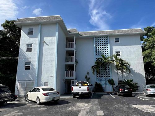 apt-402-3257 Ne 13th St, Pompano Beach, FL, 33062-8173 | Card Image