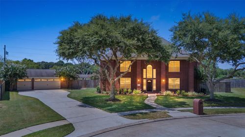 2913 Palmer Dr, Friendswood, TX, 77546-5025 | Card Image