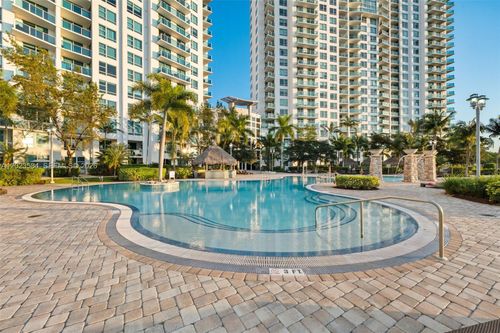 1006n-2641 N Flamingo Rd, Sunrise, FL, 33323-1735 | Card Image
