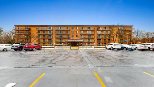 411k-6443 Clarendon Hills Rd, Willowbrook, IL, 60527-2183 | Card Image
