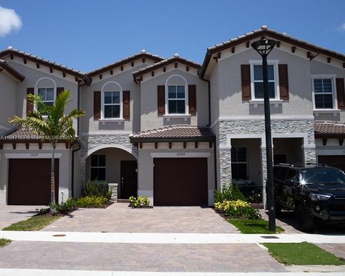 12309 Nw 24th Pl, Miami, FL, 33167-1486 | Card Image