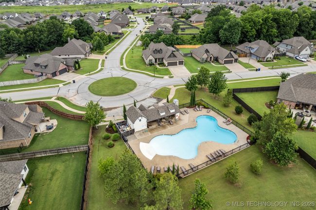 6808 S Chestnut Ave, House other with 4 bedrooms, 3 bathrooms and null parking in Broken Arrow OK | Image 58
