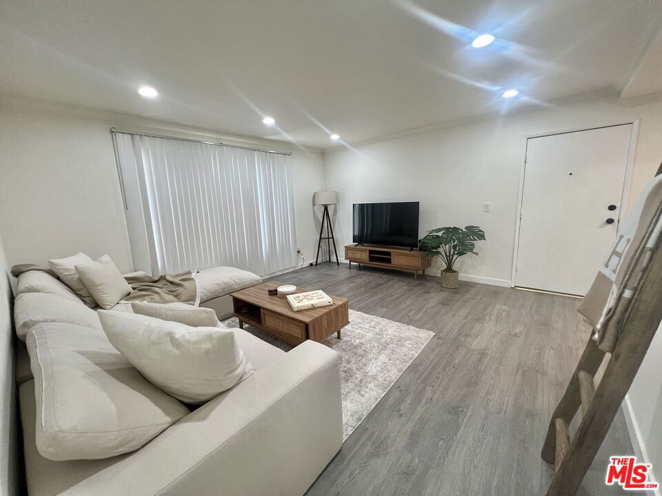 Residential Lease in Glendale 4