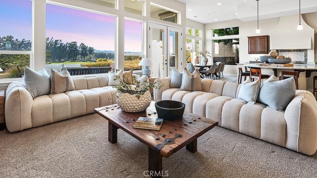 Family Room | Image 7