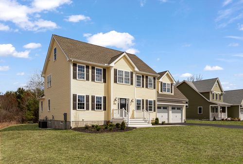 26 May Rd, Millis, MA, 02054-1764 | Card Image