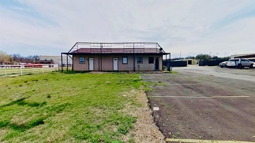 4902 E Highway 199, Springtown, TX, 76082-7371 | Card Image