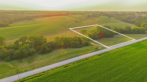 Lot 3 Hogback Brg, Earlham, IA, 50072 | Card Image