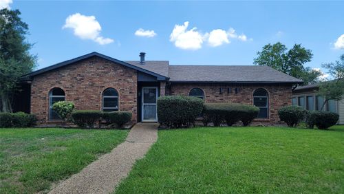 1334 Paris Dr, Garland, TX, 75040-4321 | Card Image