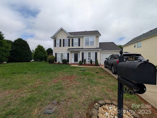 7442 Sparkleberry Dr, Indian Trail, NC, 28079-9457 | Card Image