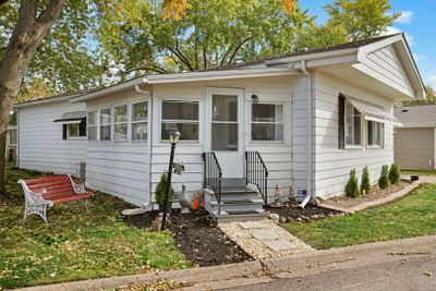 1149 Reba Lane, Home with 2 bedrooms, 2 bathrooms and 2 parking in Elgin IL | Image 1