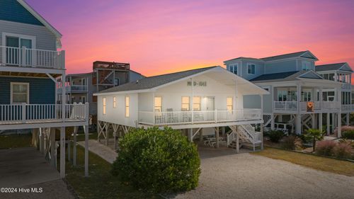 413 38th Street, Sunset Beach, NC, 28468 | Card Image