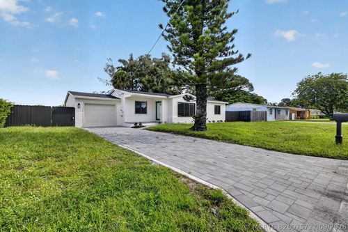 3185 Riddle Rd, West Palm Beach, FL, 33406-5097 | Card Image