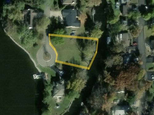 35359 N Donald Ct, Ingleside, IL, 60041-9230 | Card Image