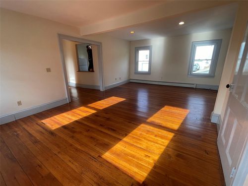 13 Railroad Ave, Chester, NY, 10918-1383 | Card Image
