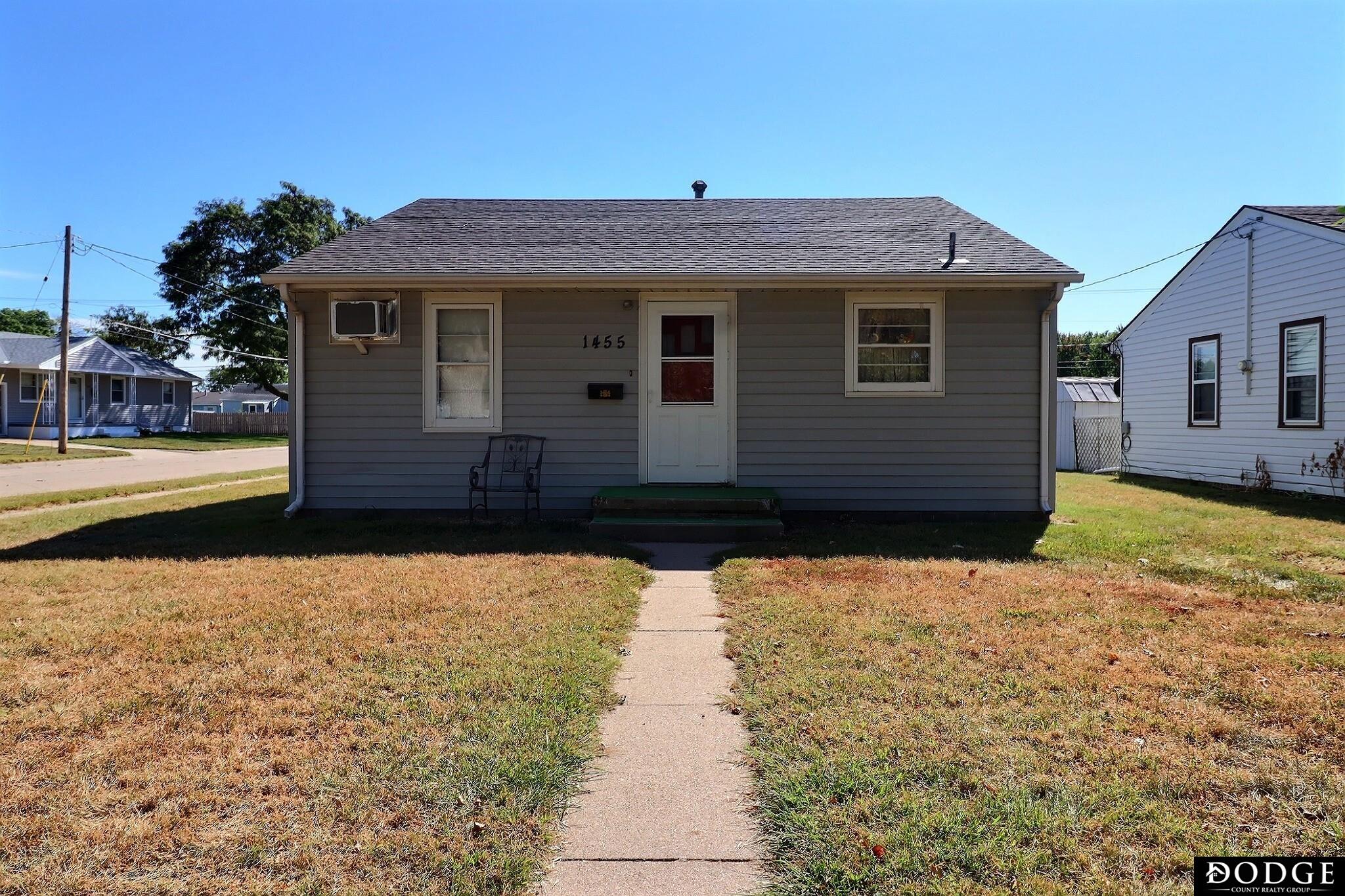 Dodge St, Fremont, NE 68025
