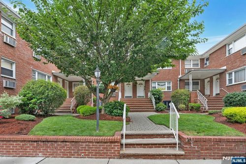 201 Oakdene Pl, Cliffside Park, NJ, 07010-2247 | Card Image
