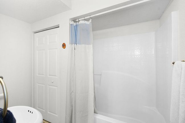 3171 Sw Crumpacker St, House other with 2 bedrooms, 2 bathrooms and null parking in Port St. Lucie FL | Image 24