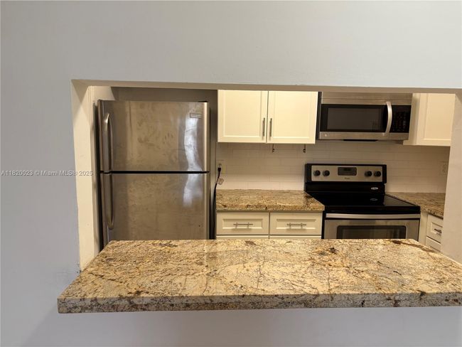 APT-407 - 4164 Inverrary Dr, Condo with 1 bedrooms, 1 bathrooms and null parking in Lauderhill FL | Image 6