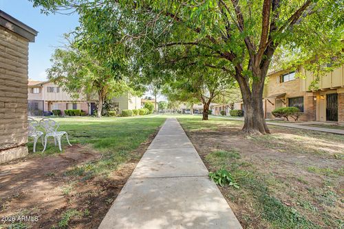 4310 W Ocotillo Rd, Glendale, AZ, 85301-3609 | Card Image