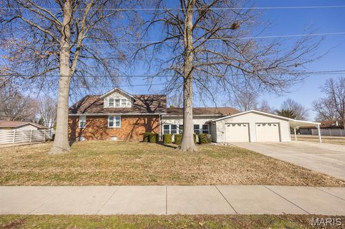 91 W Harnett St, Mascoutah, IL, 62258-1318 | Card Image