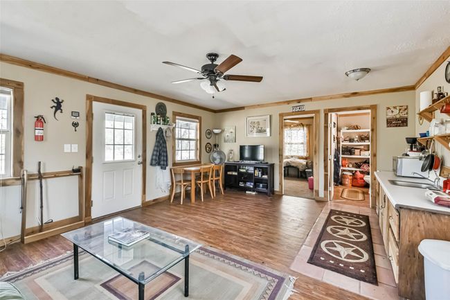 35 Old Sign Rd, Home with 1 bedrooms, 1 bathrooms and null parking in Midway TX | Image 11