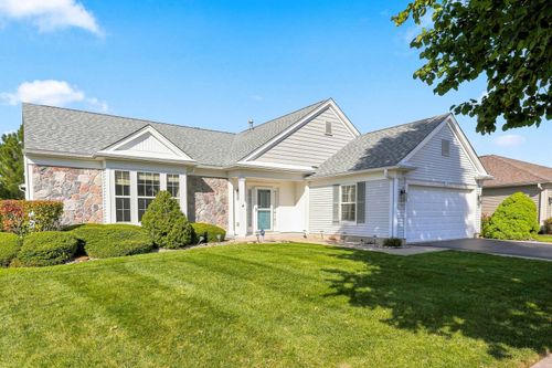 13480 Crestview Dr, Huntley, IL, 60142-7807 | Card Image