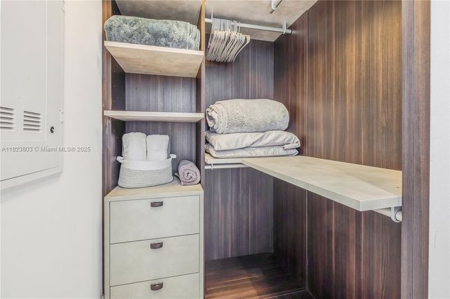 UNIT-2206 - 121 Ne 34 Th St, Condo with 1 bedrooms, 2 bathrooms and null parking in Miami FL | Image 19