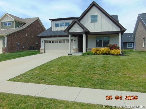 7810 Linwood Cir, Charlestown, IN, 47111-8330 | Card Image