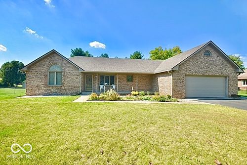 3756 S Fallow Trl, New Palestine, IN, 46163-9117 | Card Image