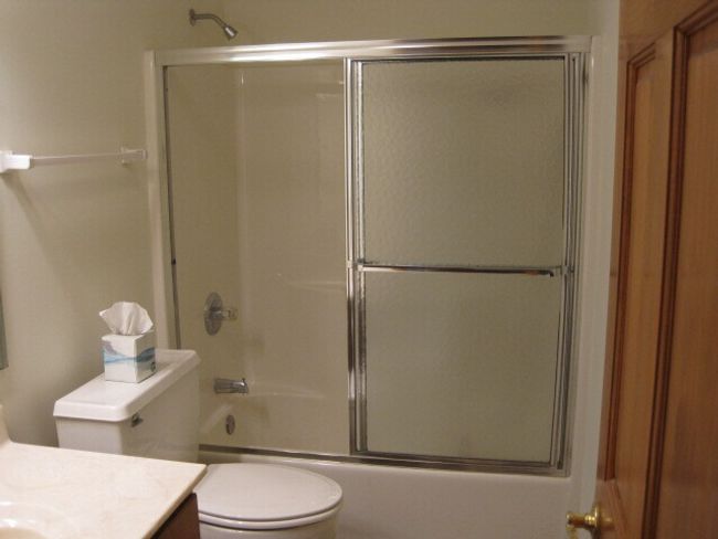 Hall Bath | Image 19