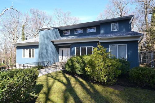 11 Milmohr Ct, Northport, NY, 11768-3434 | Card Image