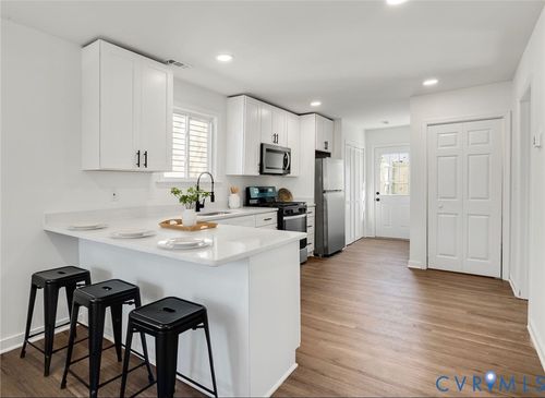 915 High Pearl St, Petersburg, VA, 23803-2603 | Card Image