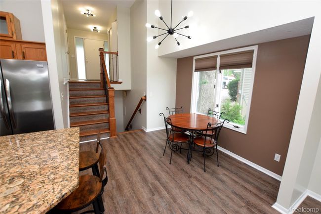 Dining Area | Image 4