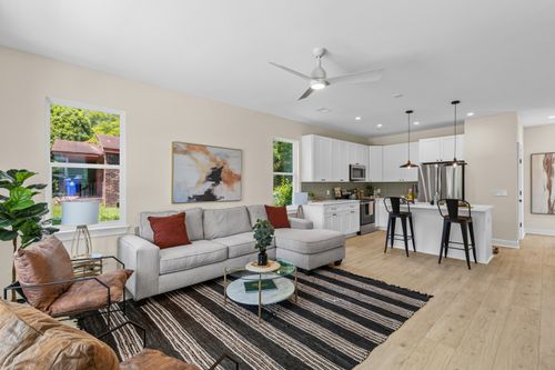 2006 Delaware Ave, North Charleston, SC, 29405-8167 | Card Image