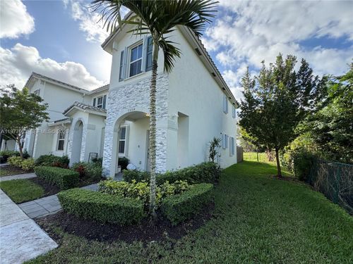 2604 Se 19th St, Homestead, FL, 33035-1925 | Card Image