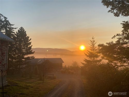 4263 Orcas Rd, Eastsound, WA, 98245-9236 | Card Image