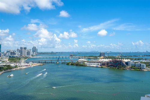 apt-3205-808 Brickell Key Dr, Miami, FL, 33131-2692 | Card Image