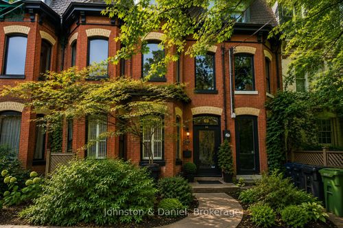 69 Sullivan St, Toronto, ON, M5T1C2 | Card Image