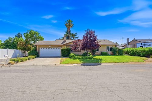 7089 Hermosa Way, Redding, CA, 96002-9753 | Card Image