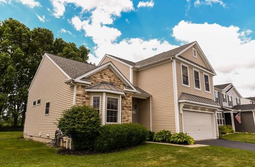 227 Dowler Dr, South Bloomfield, OH, 43103-9243 | Card Image