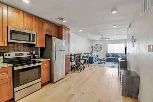 apt-213-909 Reinli St, Austin, TX, 78751-1510 | Card Image